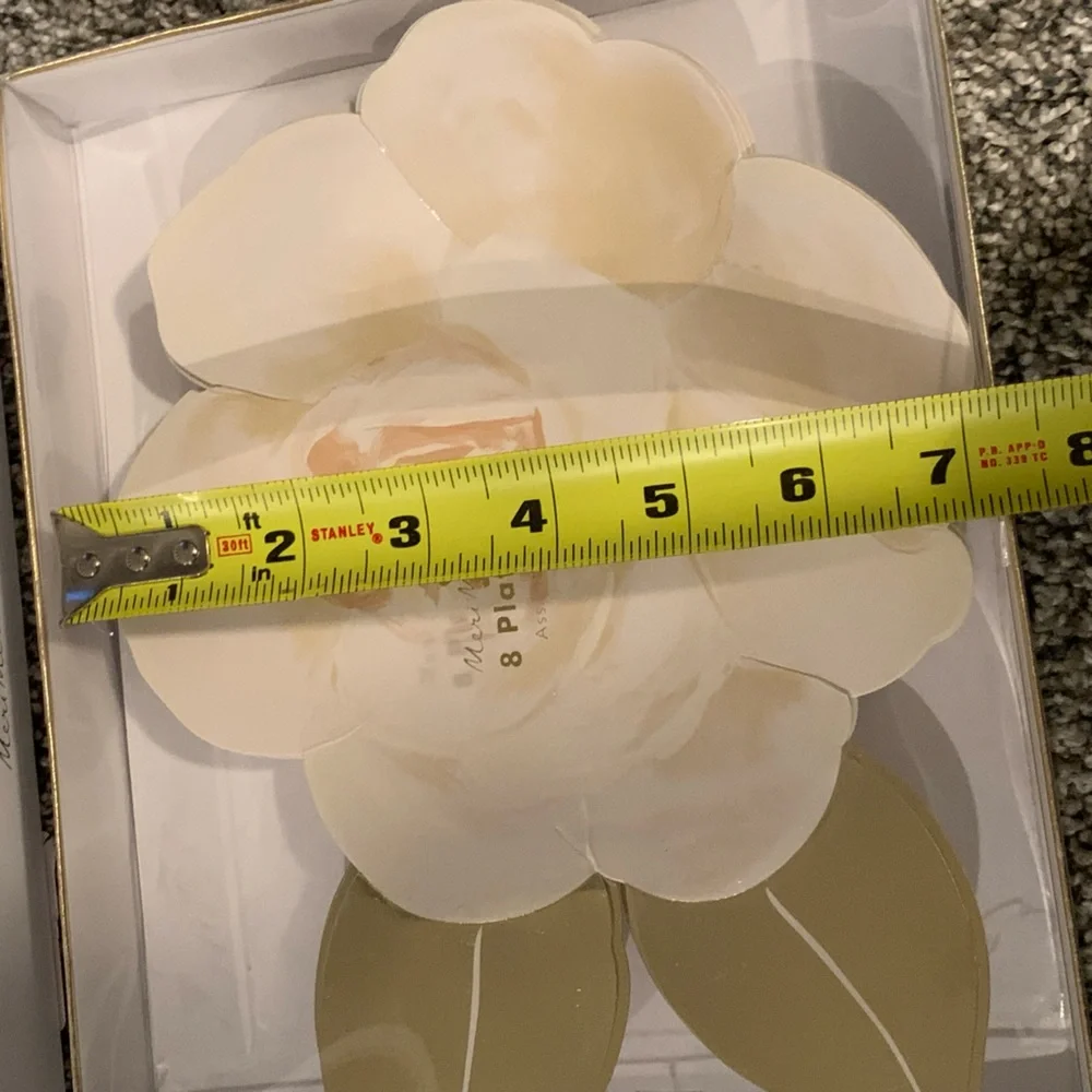 Meri Meri White Rose Plates